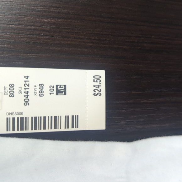 Women's Aeropostale Cotton White & Purple Fitted Short Sleeve Tee - Large NWT - Picture 4 of 6